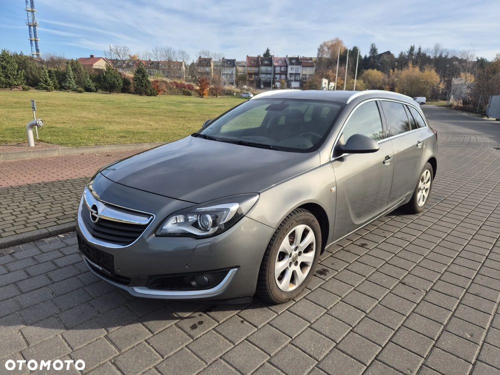 Opel Insignia - 1