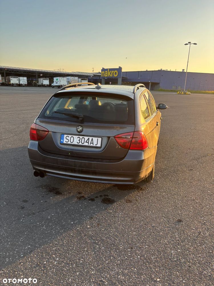 BMW Seria 3 320d DPF - 3