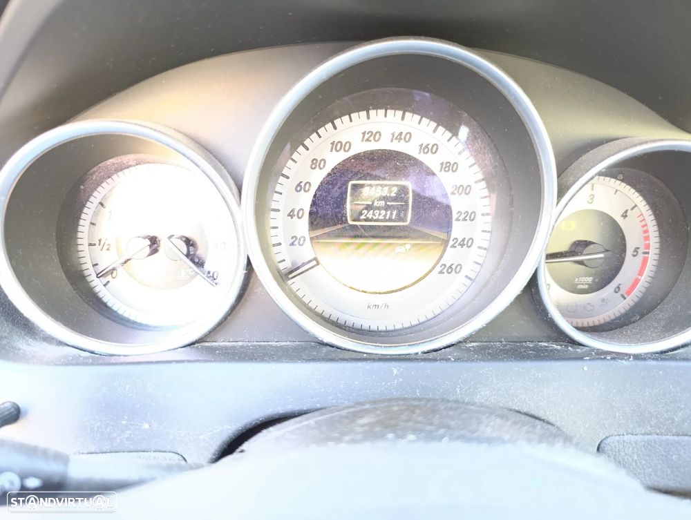 Mercedes-Benz C 180 Station CDI DPF (BlueEFFICIENCY) Avantgarde - 11
