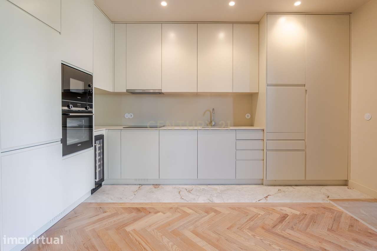 Bonjardim Majestic: T2+1 com jardim privativo junto ao Marquês - Grande imagem: 4/31