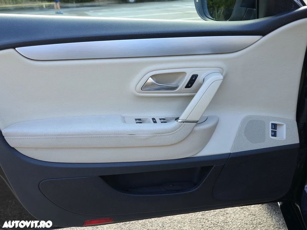 Volkswagen Passat CC 2.0 TDI DSG BMT - 12