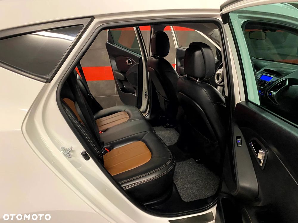 Hyundai ix35 1.6 GDI Premium 2WD - 21