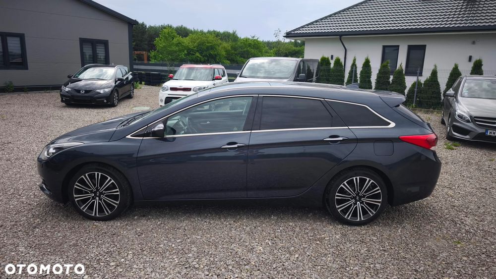 Hyundai i40 Kombi 2.0 Automatik Premium - 29