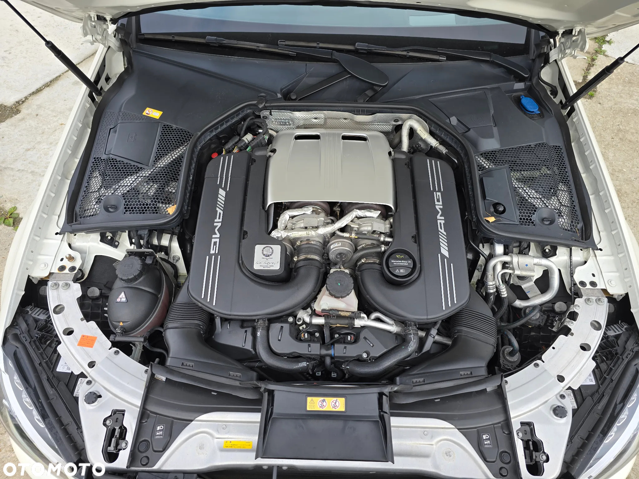 Mercedes-Benz Klasa C AMG 63 S T AMG Speedshift 7G-MCT - 14