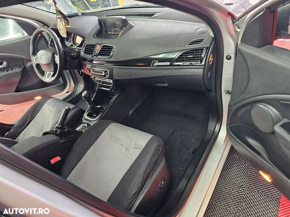 Renault Megane 1.5 dCi Sport Edition - 6