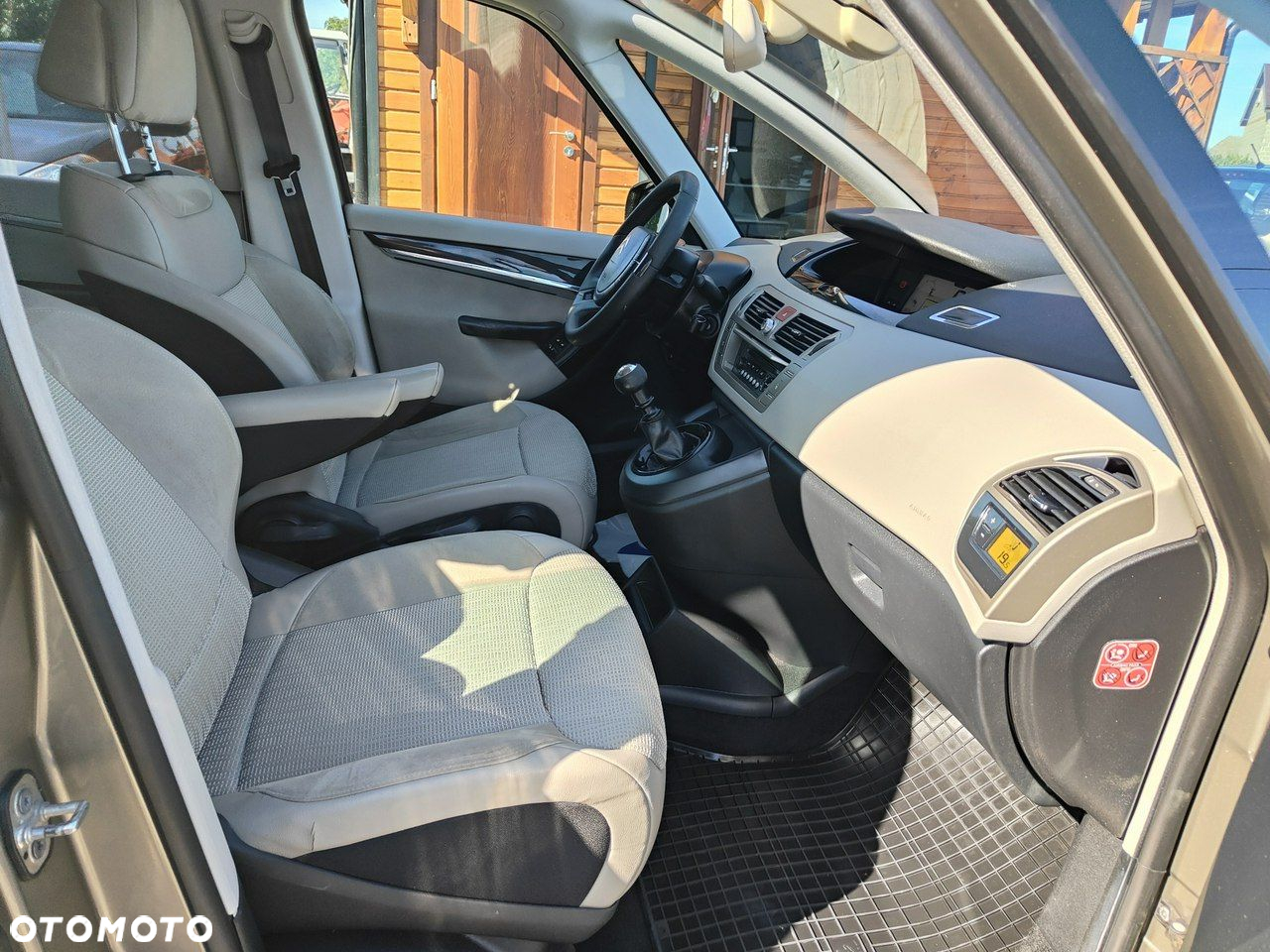 Citroën C4 Picasso 1.6 HDi FAP Exclusive - 18