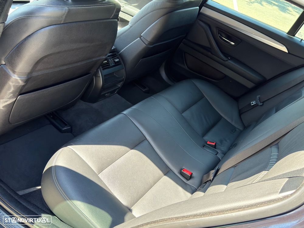 BMW 520 d Pack M Auto - 13