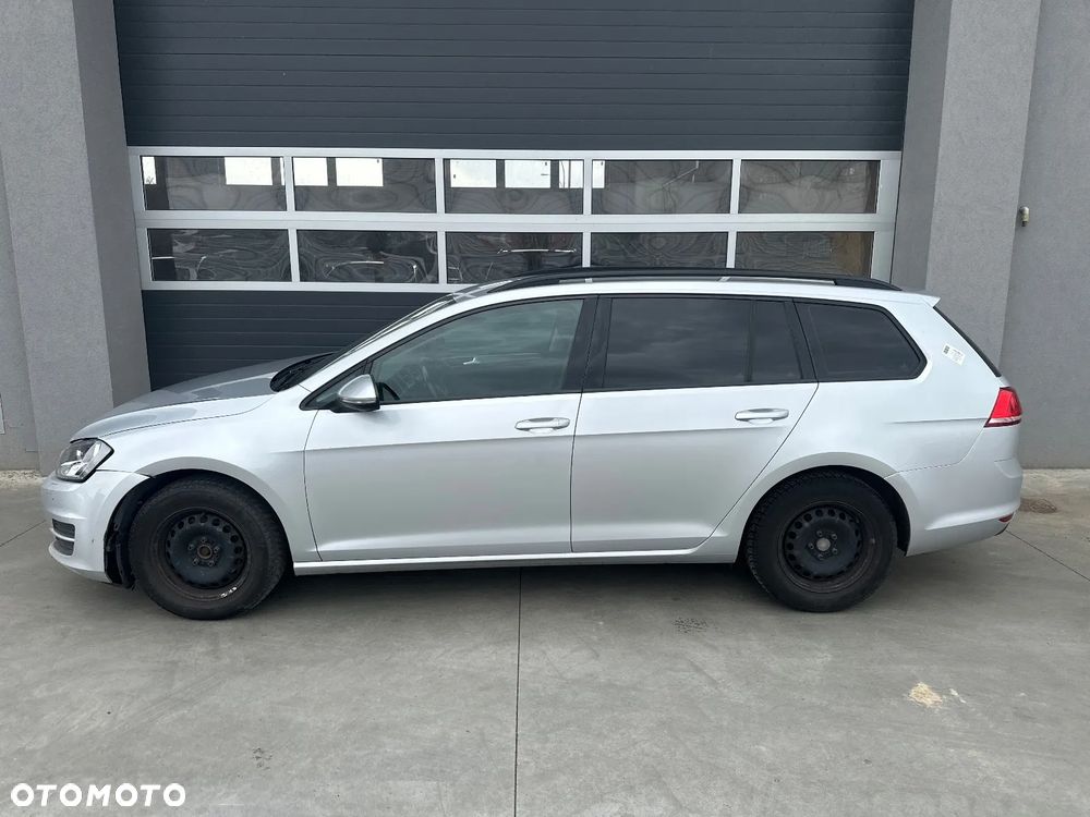 Volkswagen Golf 1.6 TDI BMT Comfortline - 5