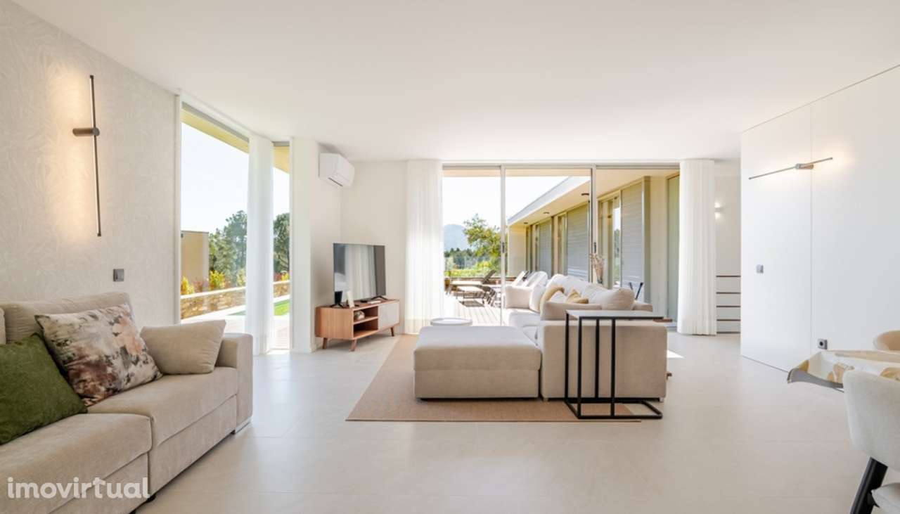 Moradia V4 com jardim e piscina em Ponte de Lima - Grande imagem: 3/25