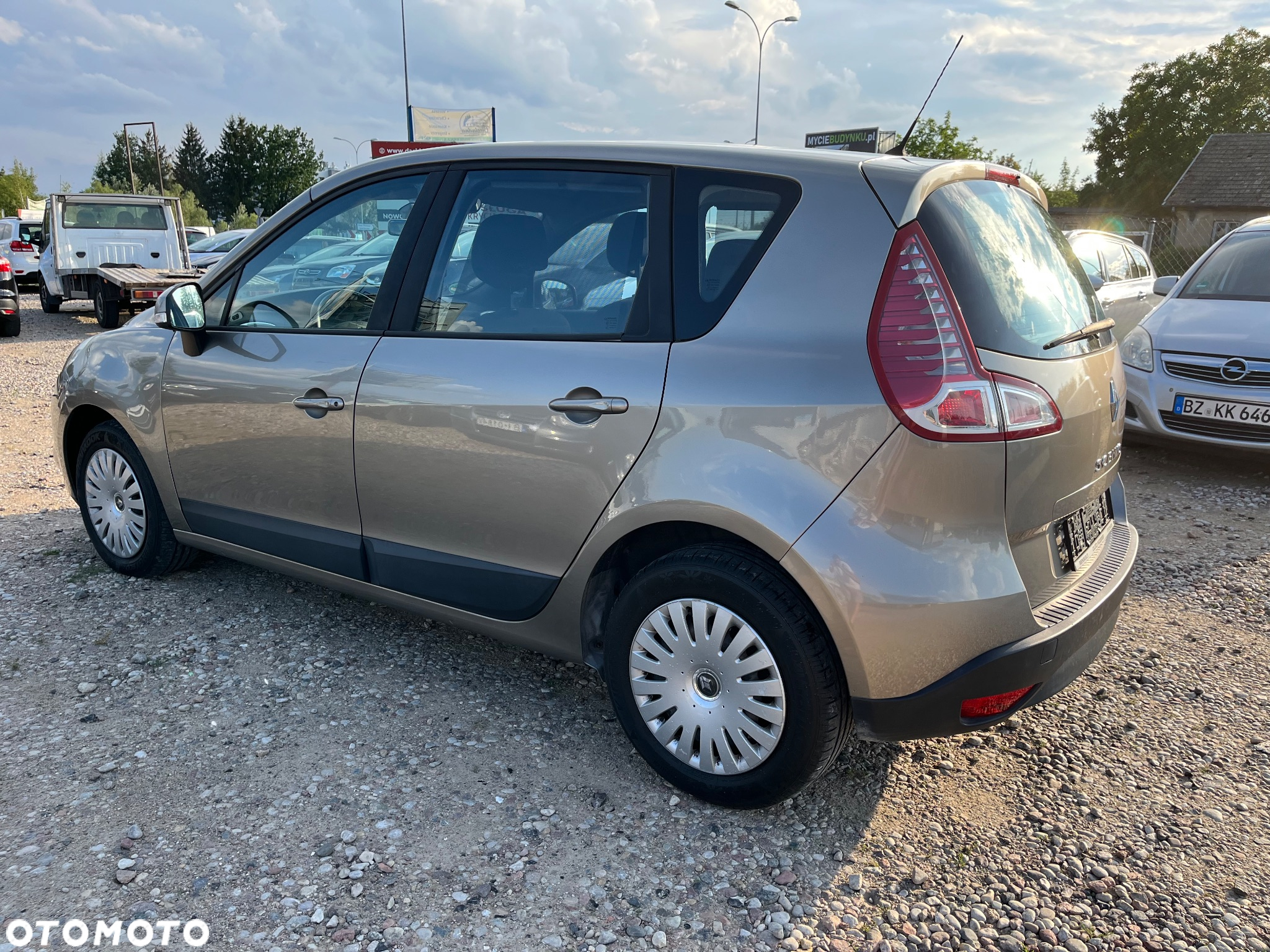 Renault Scenic 1.6 16V 110 Expression - 28