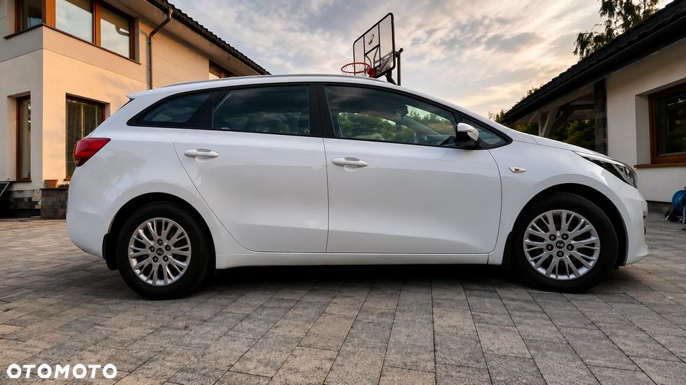 Kia Ceed 1.6 CRDi L Business Line - 8