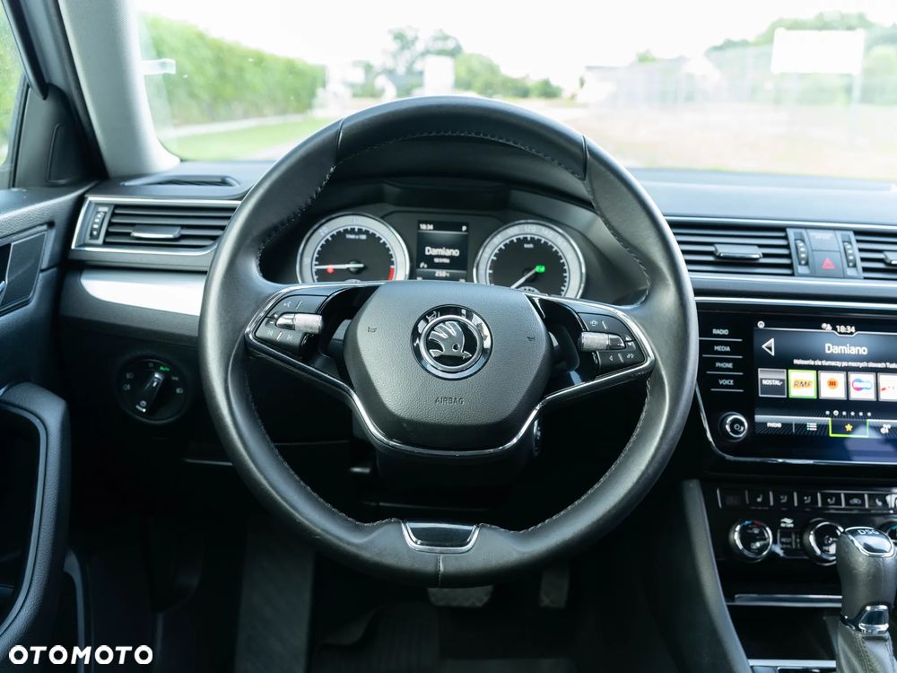 Skoda Superb 2.0 TDI Ambition DSG7 - 24