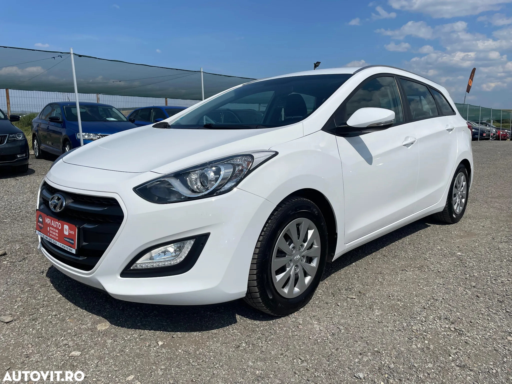 Hyundai i30 blue Kombi 1.6 CRDi Passion - 5
