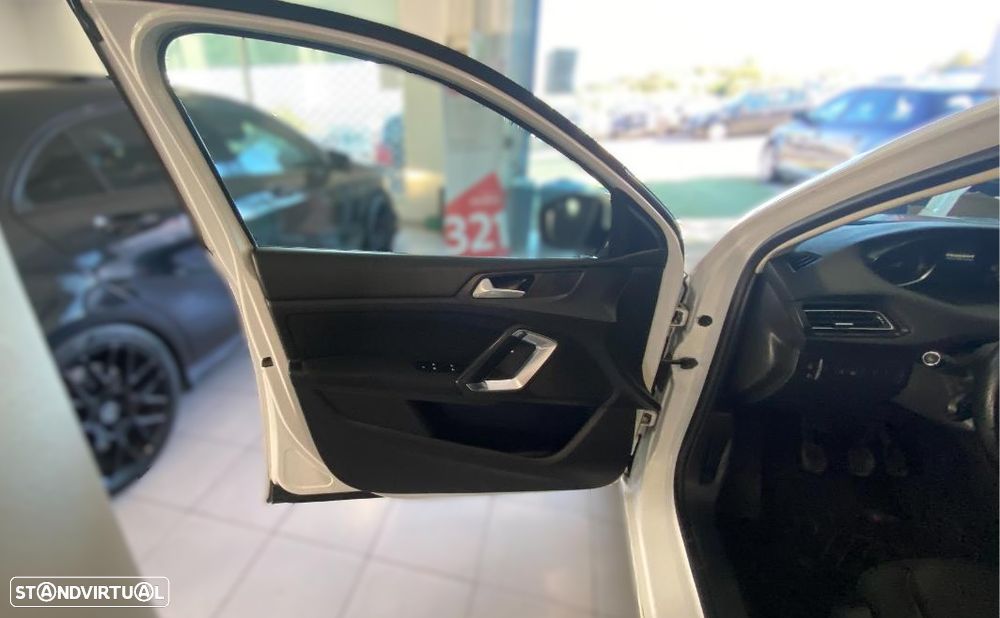 Peugeot 308 SW BlueHDi 100 Stop & Start Active - 9