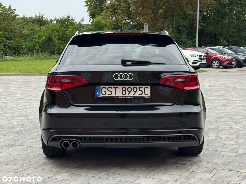 Audi A3 Sportback 2.0 TDI S tronic S line Sportpaket - 5