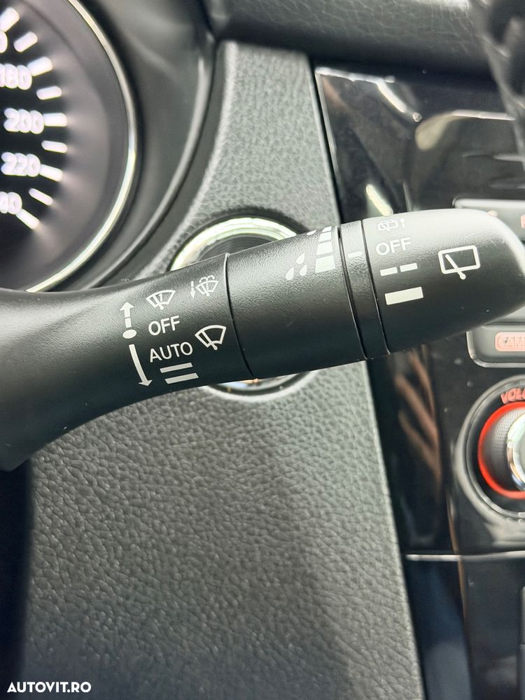 Nissan X-Trail 1.6 dCi Tekna - 28