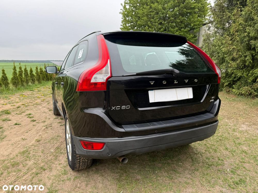 Volvo XC 60 D5 AWD Momentum - 26