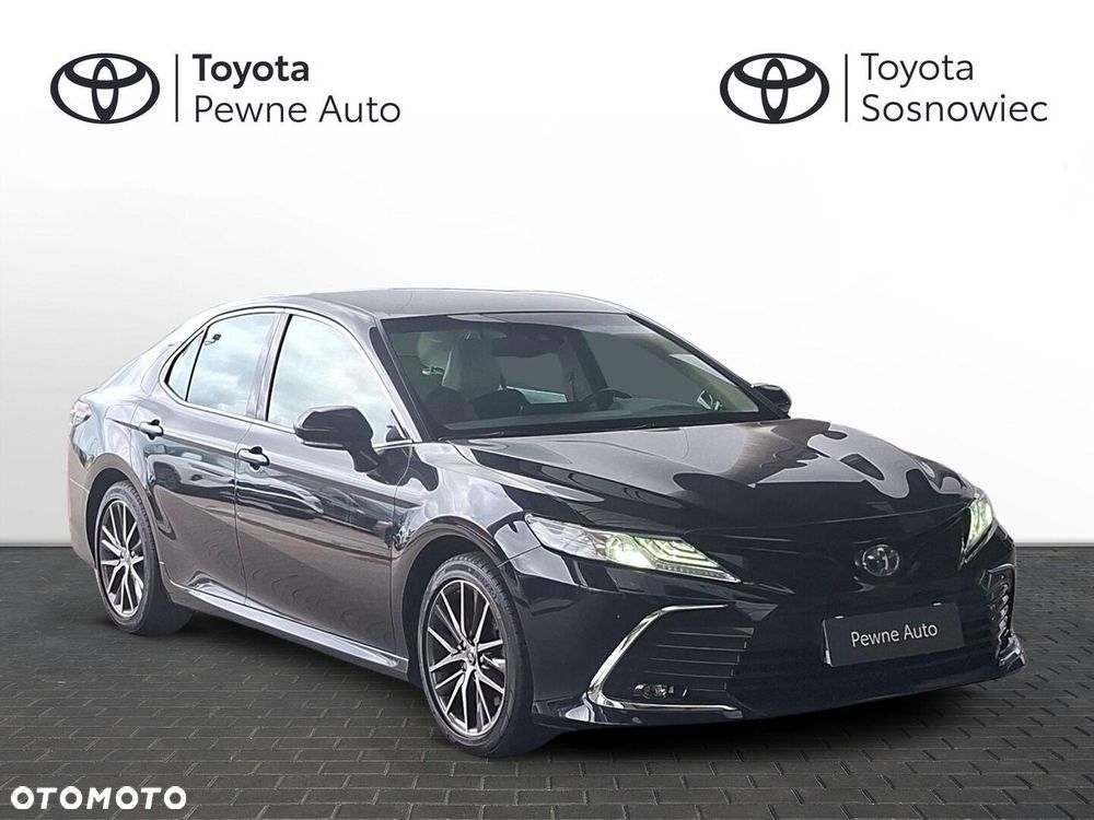 Toyota Camry - 8