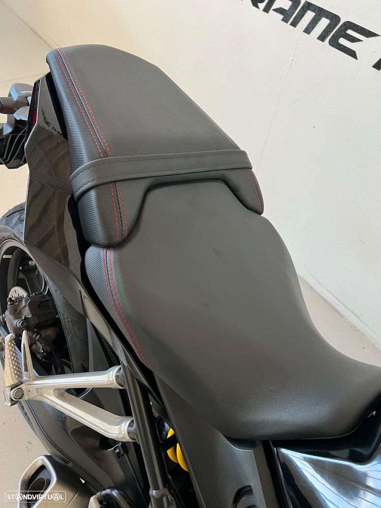 Honda CBR 650R - 10