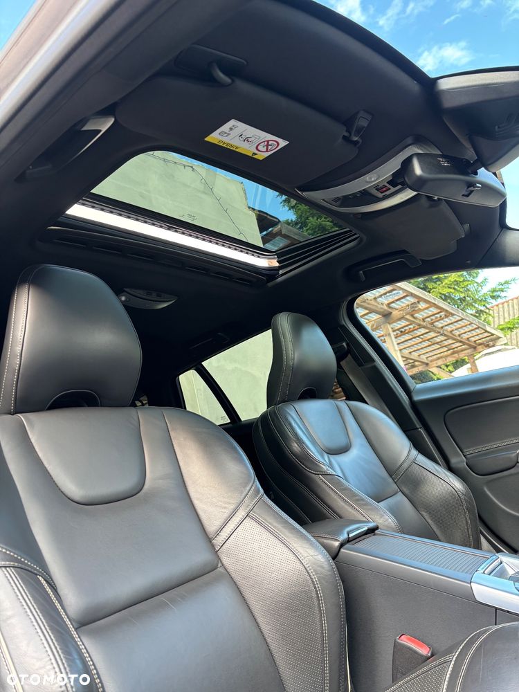 Volvo V60 D5 Geartronic RDesign - 29