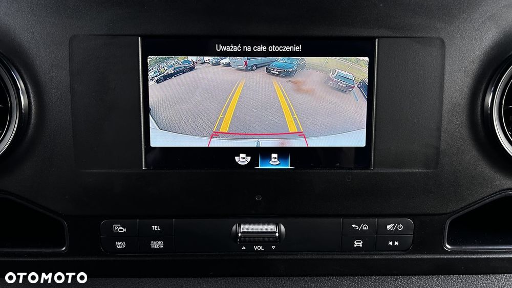 Mercedes-Benz Sprinter - 16
