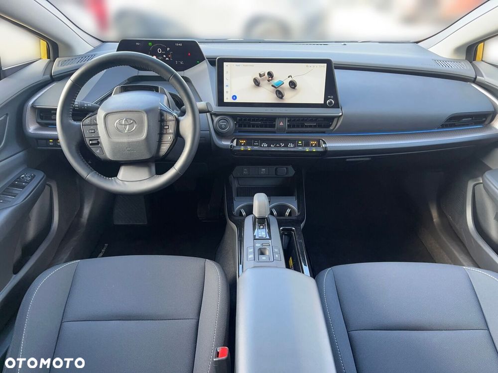 Toyota Prius - 10