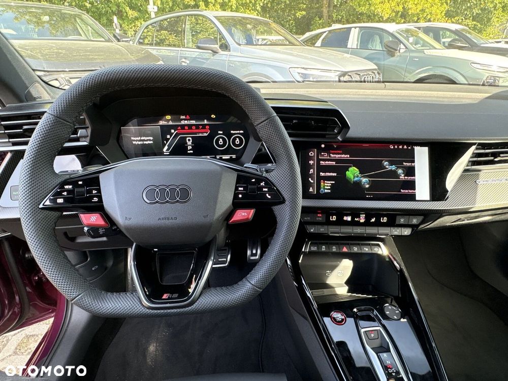 Audi RS3 Limousine - 14