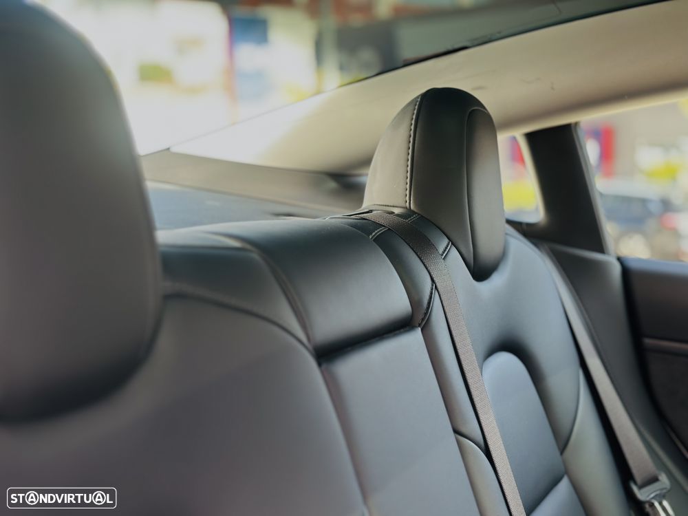Tesla Model 3 Standard Range Plus RWD - 35