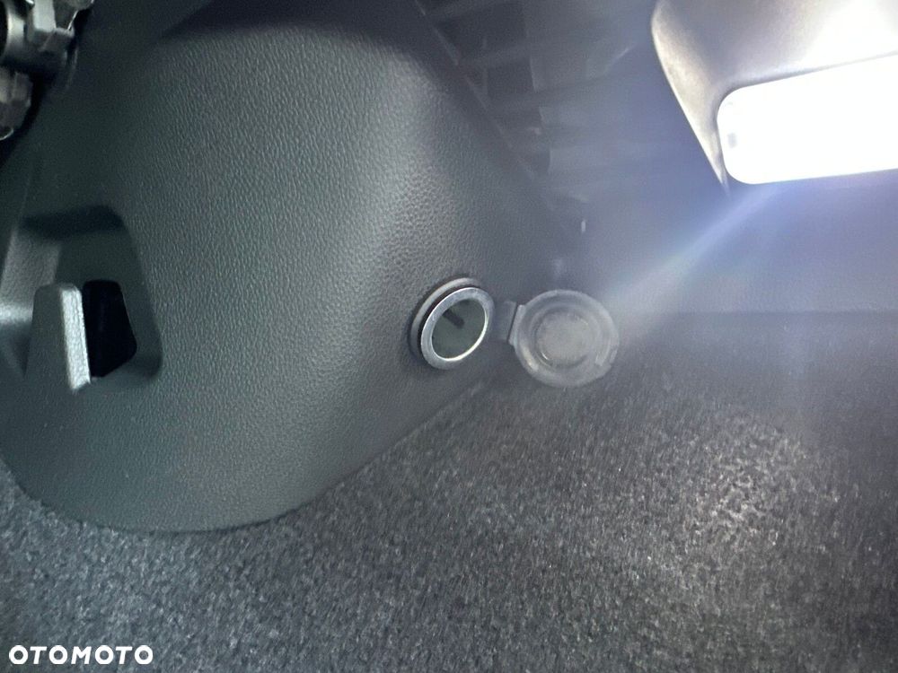 Volkswagen Golf 2.0 TSI 4Motion R Black Edition DSG - 31