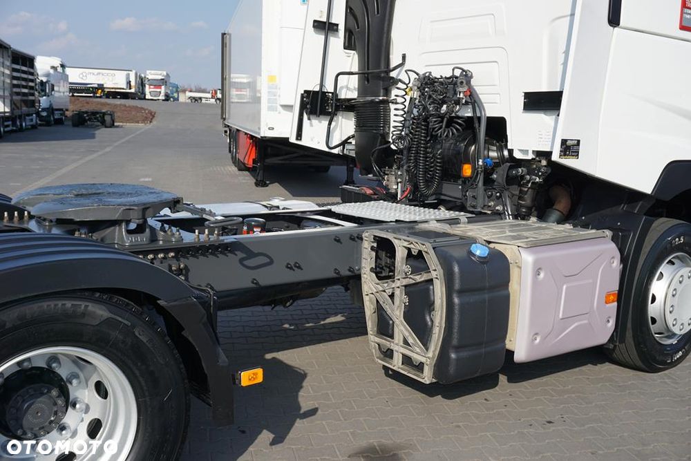 Renault T 460 / ACC / EURO 6 / SLEEPER CAB / RETARDER - 14