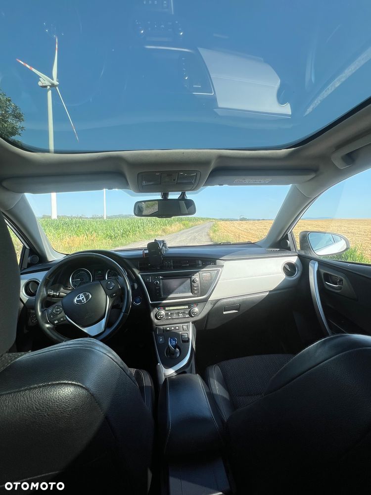 Toyota Auris - 15