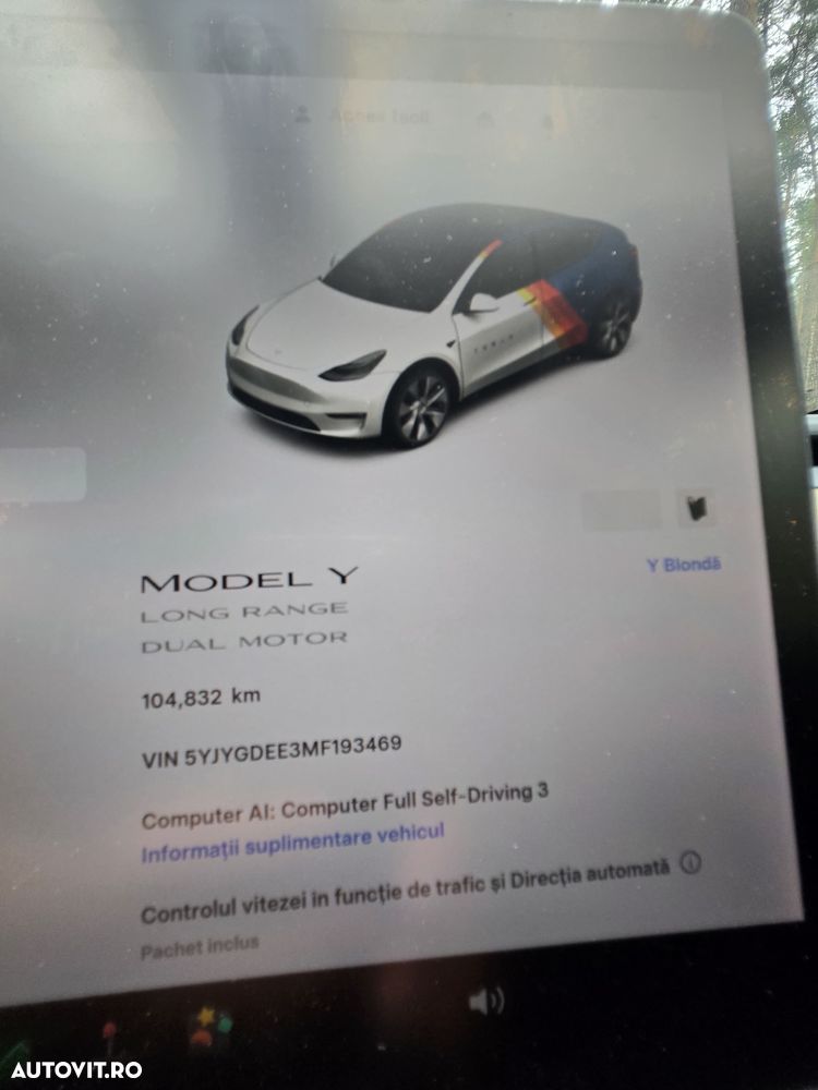 Tesla Model Y - 2