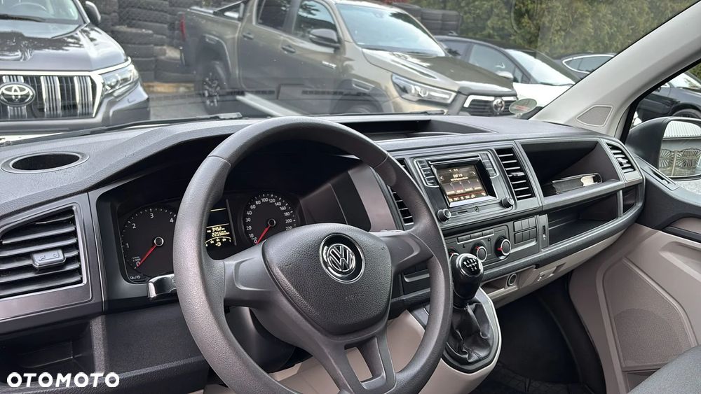 Volkswagen Transporter - 11