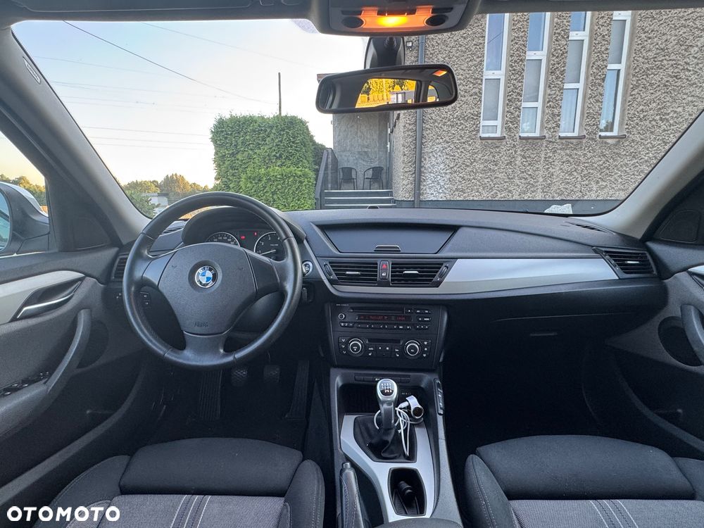 BMW X1 sDrive18i - 15