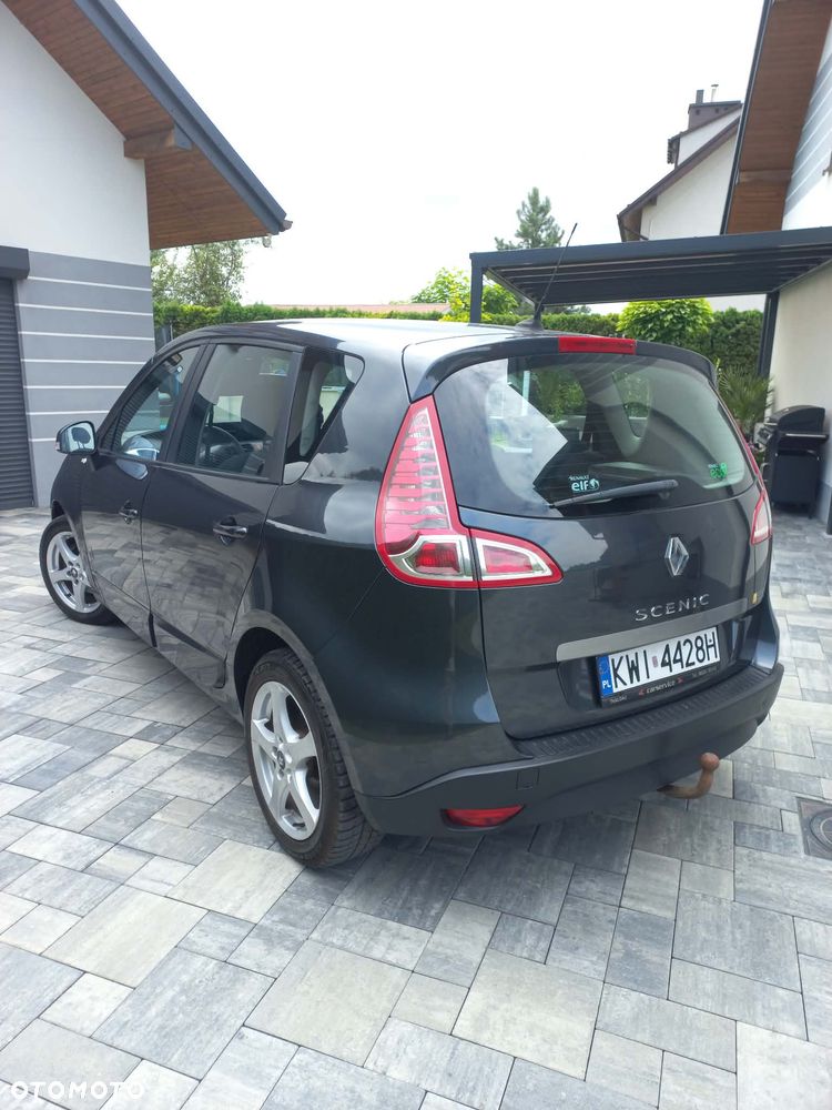 Renault Scenic 2011 photo 4