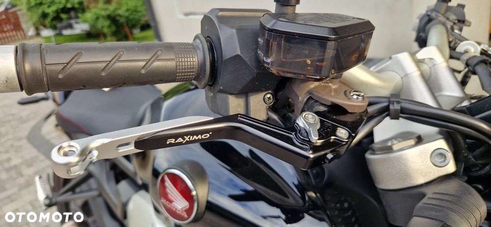 Honda CB - 9