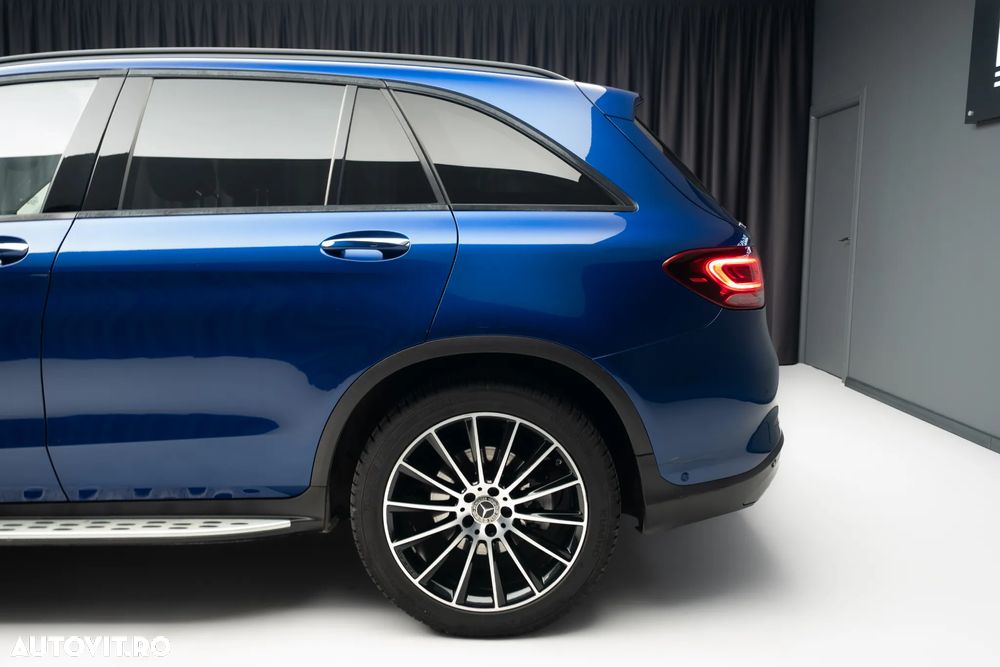 Mercedes-Benz GLC 300 d 4MATIC 9G-TRONIC AMG Line - 13