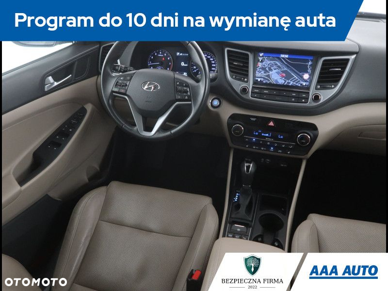 Hyundai Tucson - 8