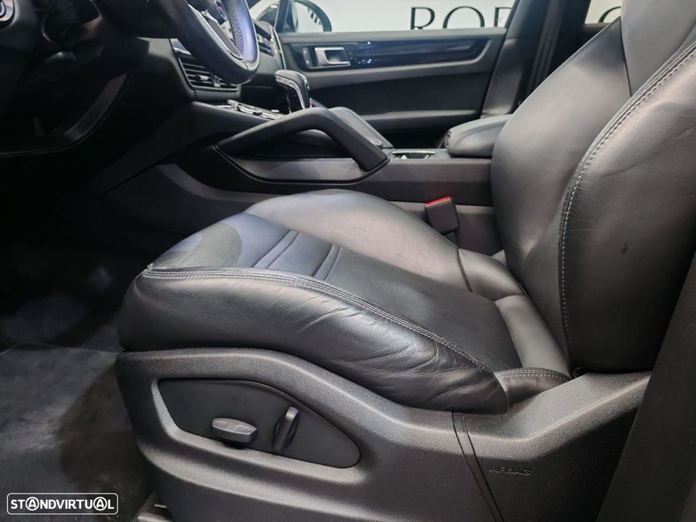 Porsche Cayenne Coupé - 10