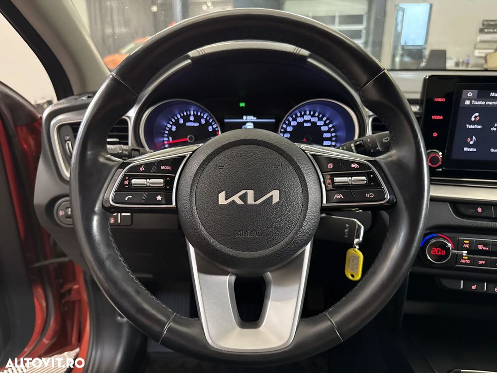 Kia XCeed - 17