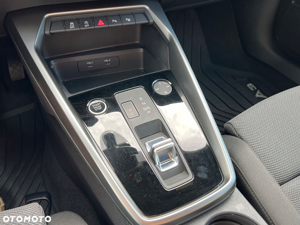 Audi A3 Sportback 30 TDI S tronic advanced - 11