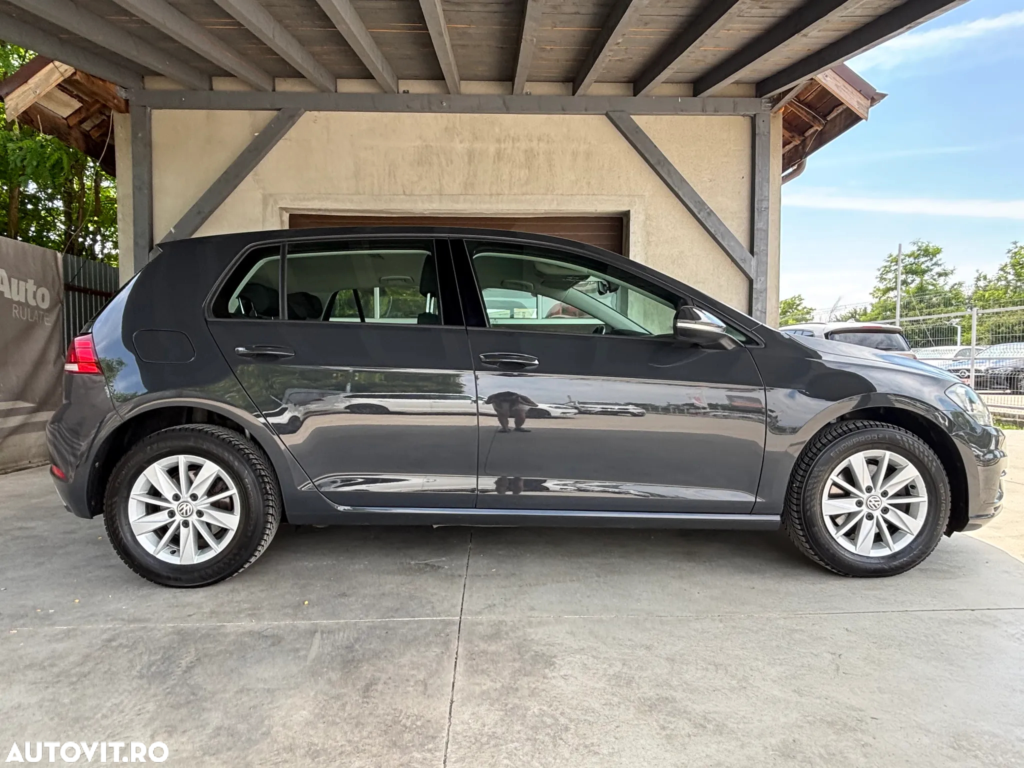 Volkswagen Golf 1.6 TDI Comfortline - 5