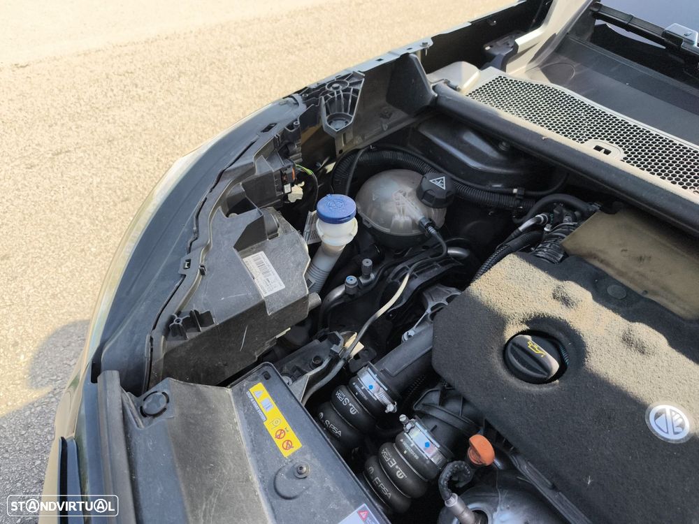 Peugeot 2008 1.5 BlueHDi GT Line EAT8 - 17