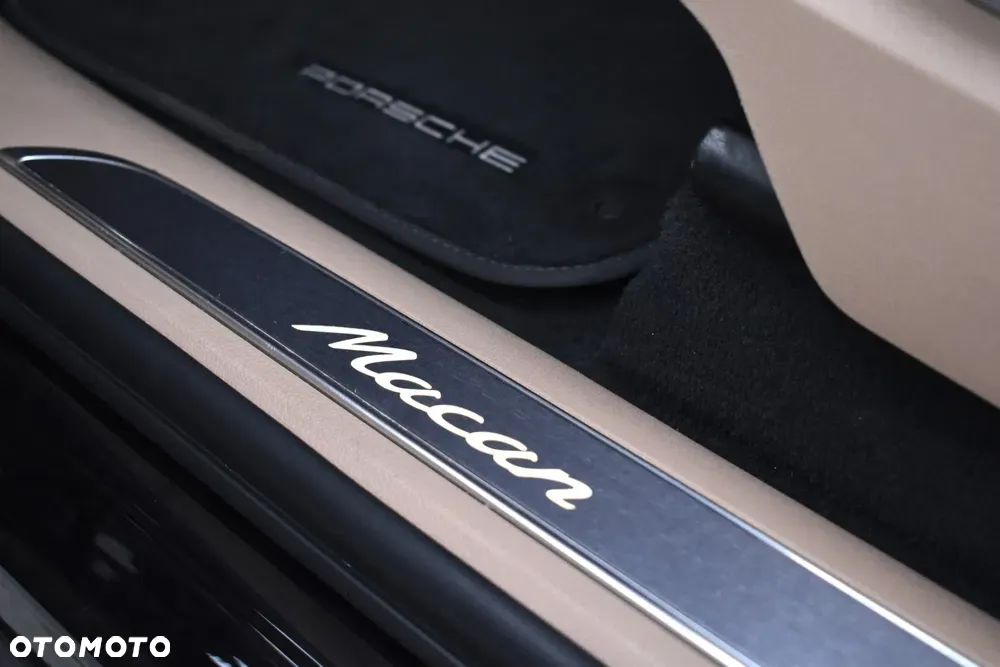 Porsche Macan Standard - 25