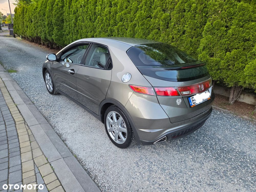Honda Civic 1.8 Comfort - 2