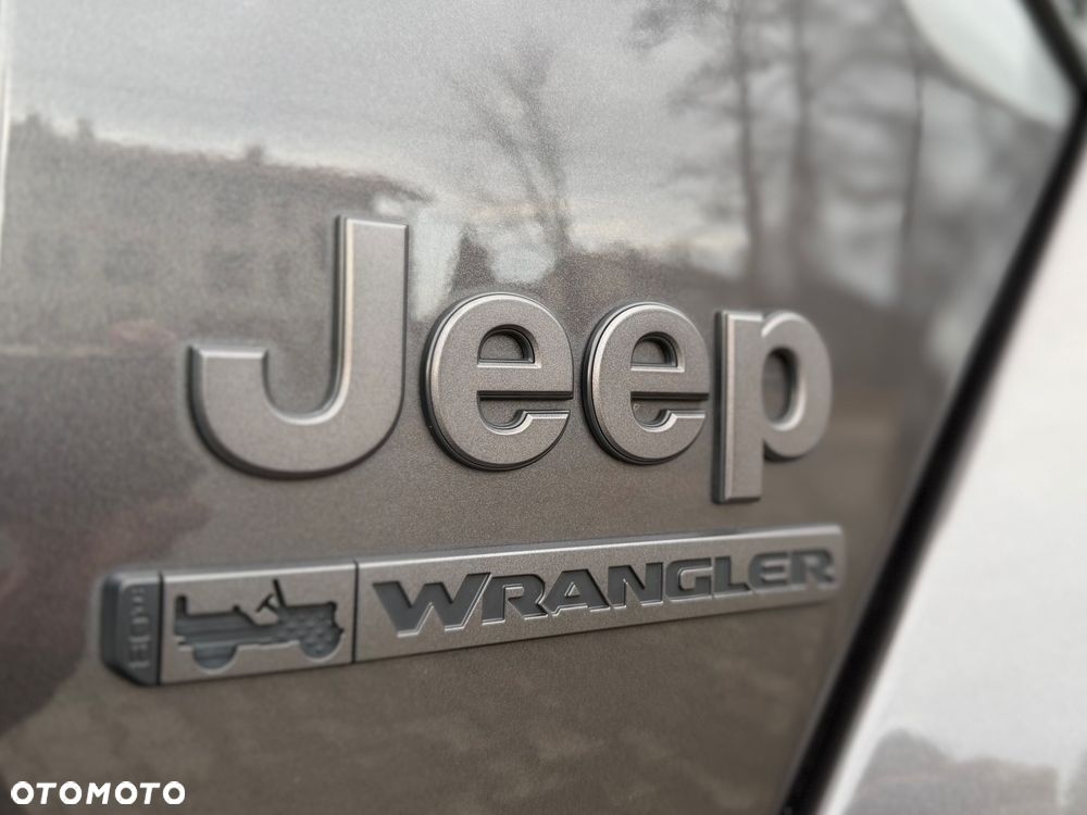 Jeep Wrangler Unlimited GME 2.0 Turbo 80th Anniversary - 27