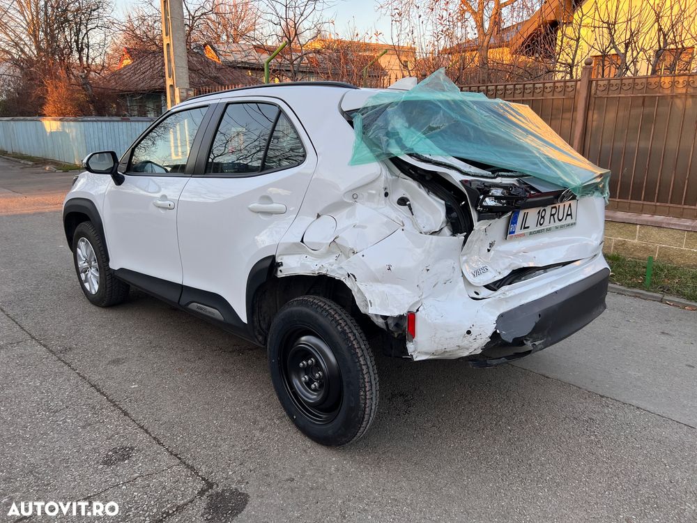 Toyota Yaris Cross 1.5 VVT-i HSD 4x2 Dynamic - 8