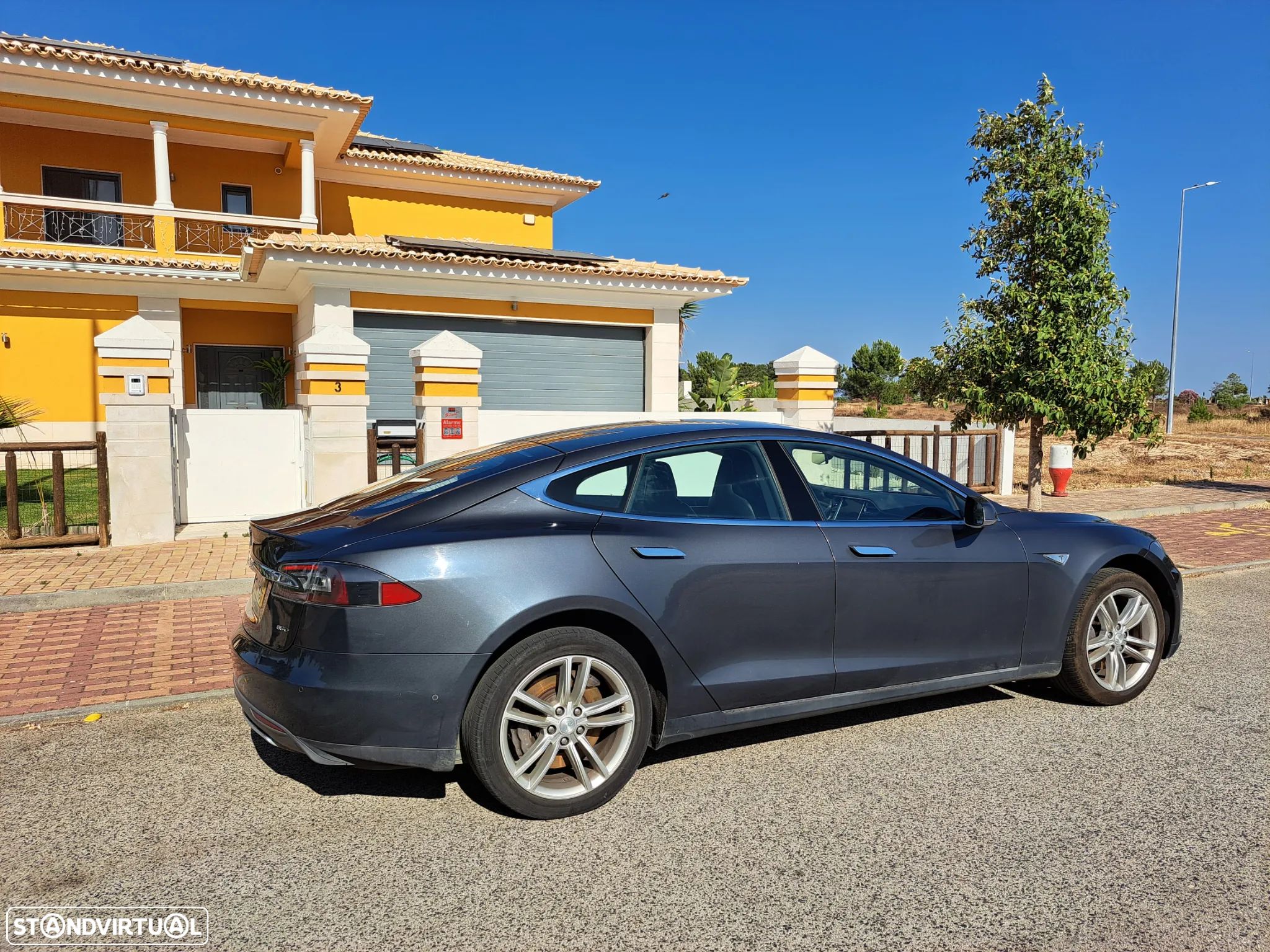 Tesla Model S 85 Perfomance - 1
