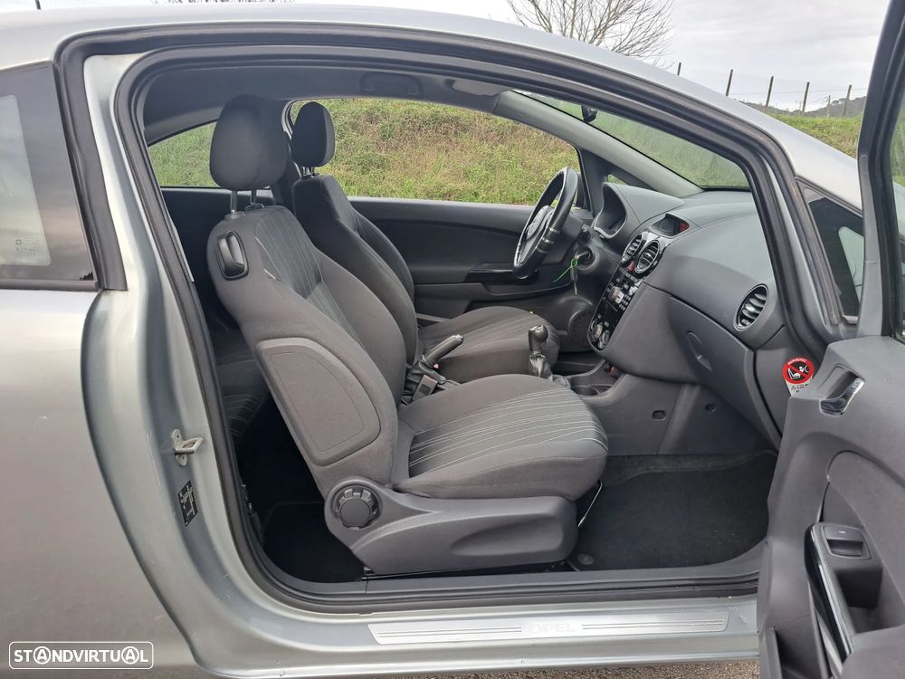 Opel Corsa 1.3 CDTI Stripes - 13