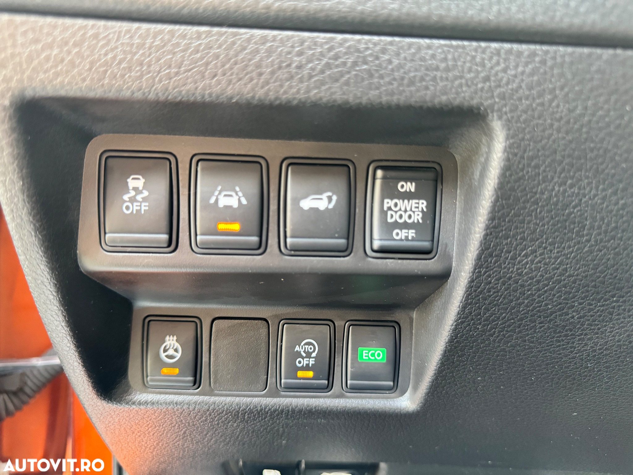 Nissan X-Trail 2.0 dCi ALL-MODE 4x4i Xtronic Tekna - 27
